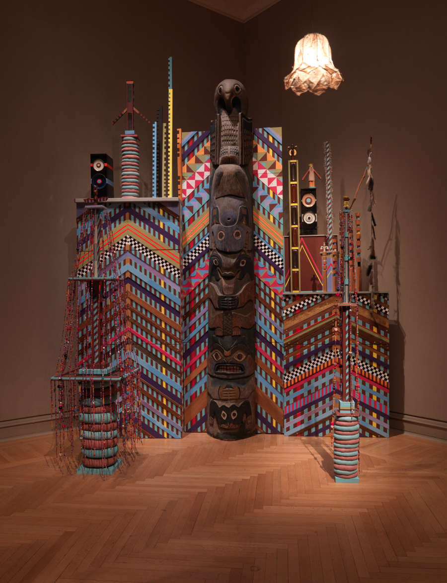 view exhibition image