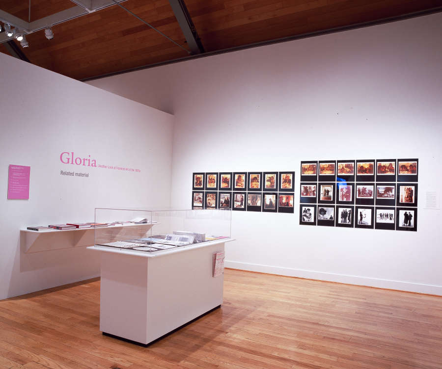 view exhibition image