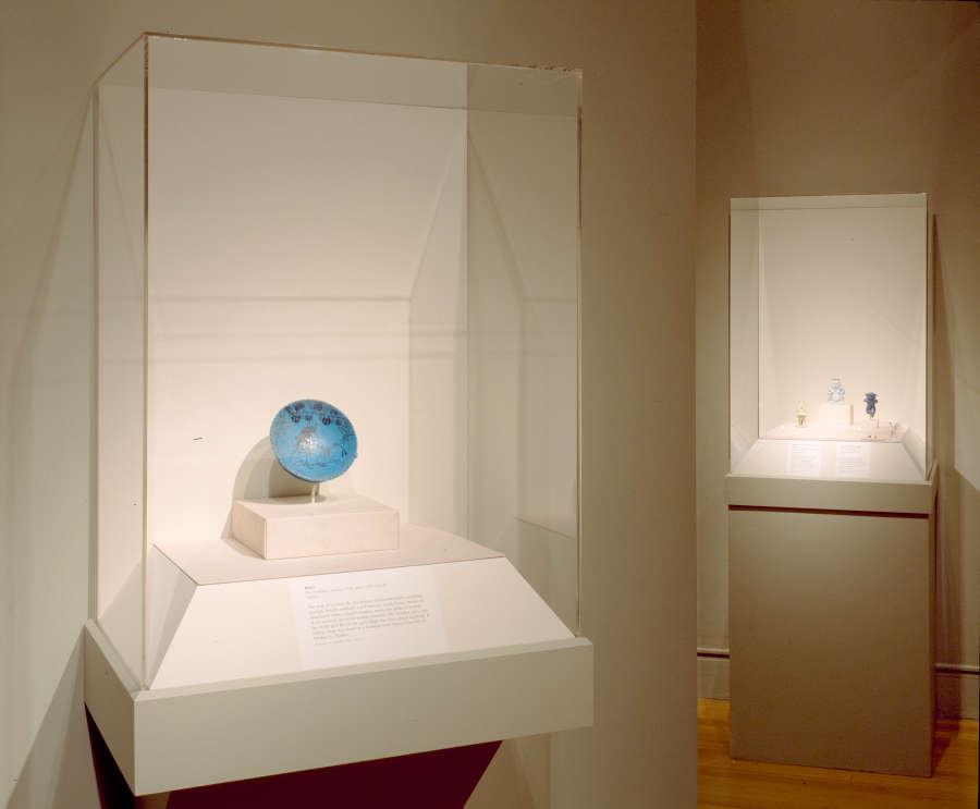 view exhibition image