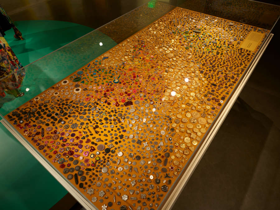 view exhibition image