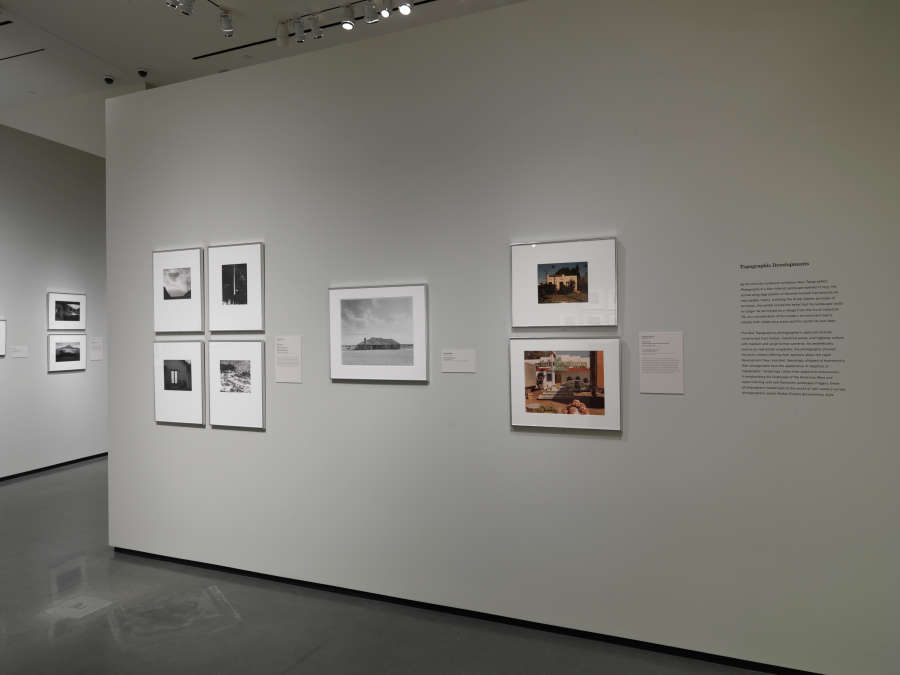 view exhibition image
