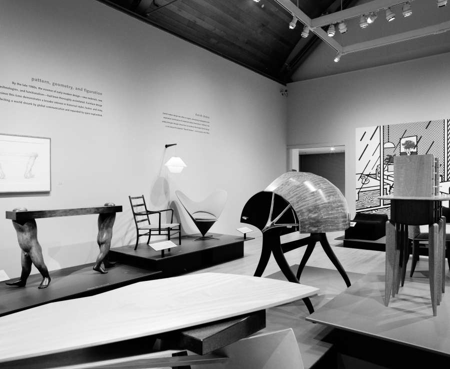 view exhibition image