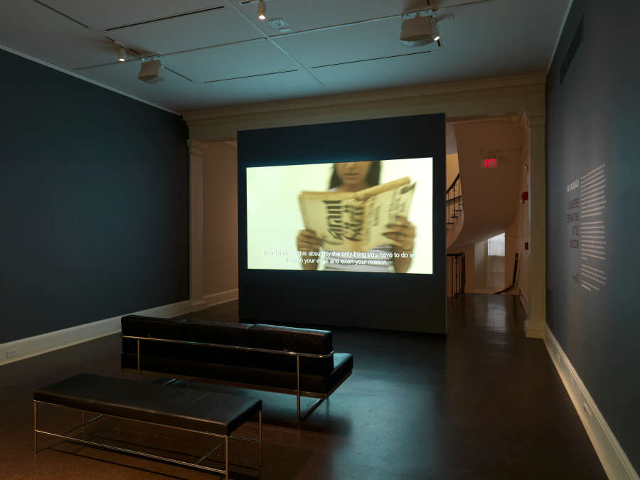 view exhibition image