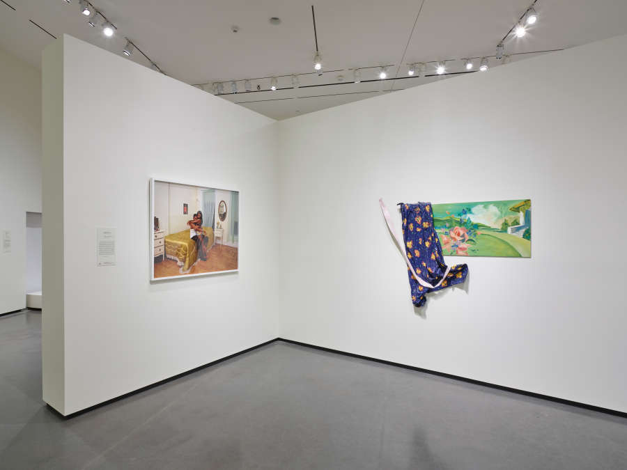 view exhibition image