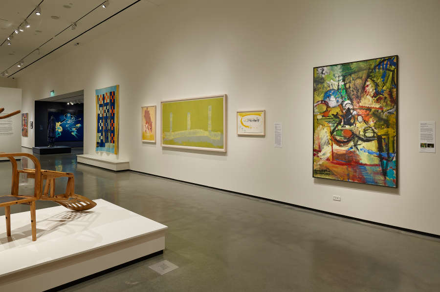 view exhibition image