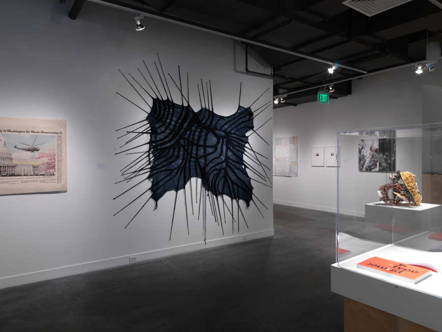 view exhibition image