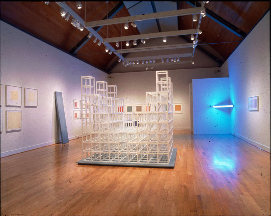 view exhibition image