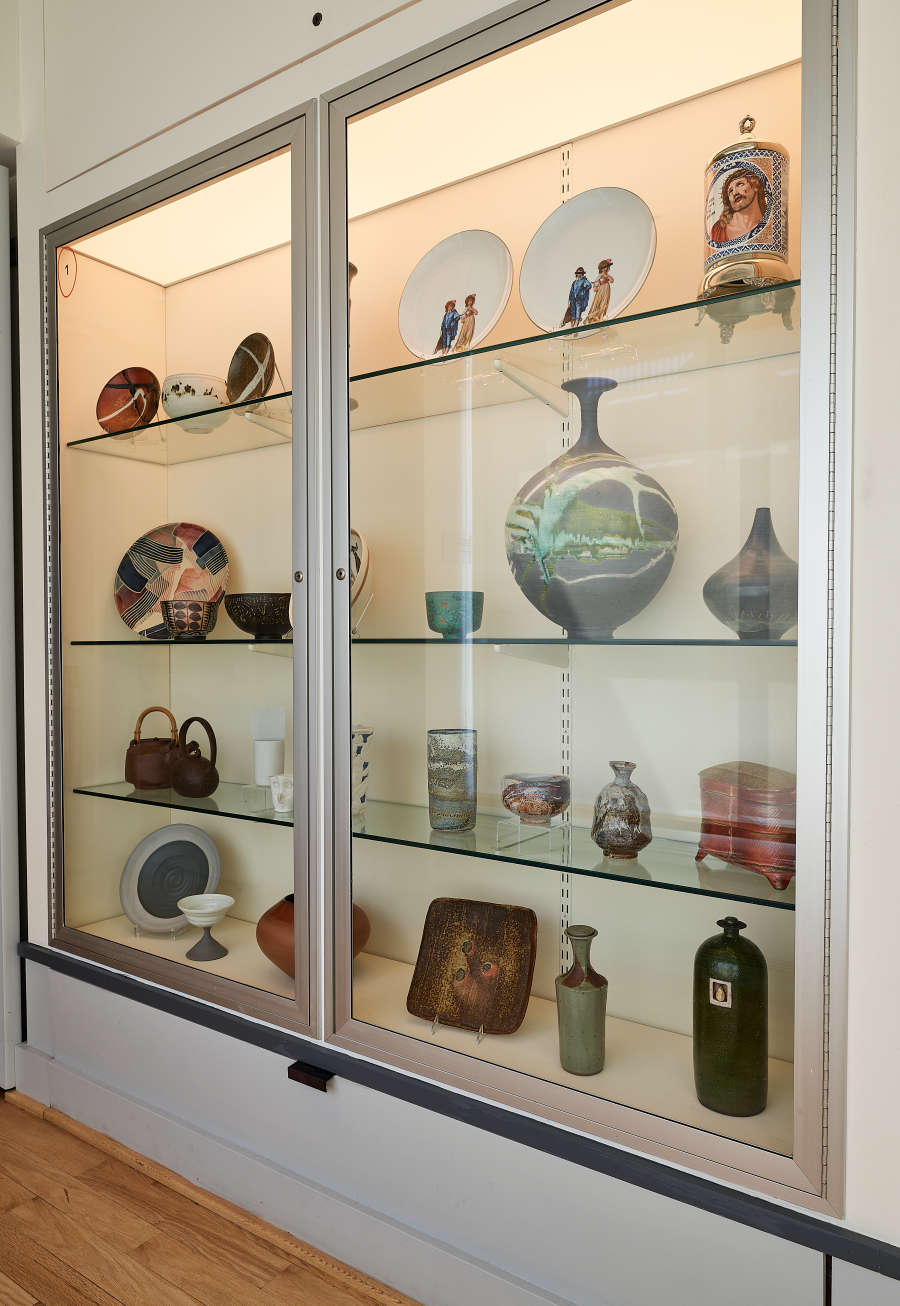 view exhibition image