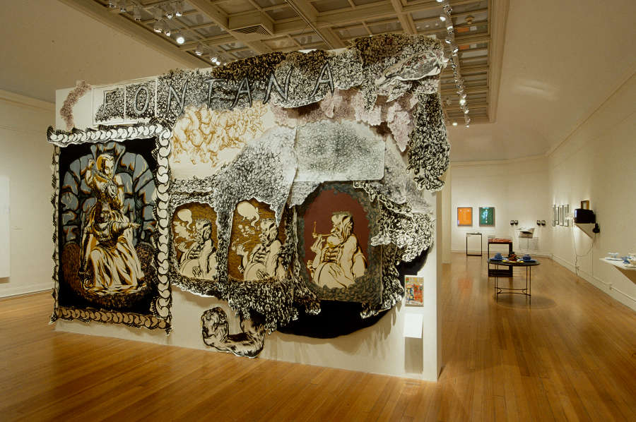 view exhibition image