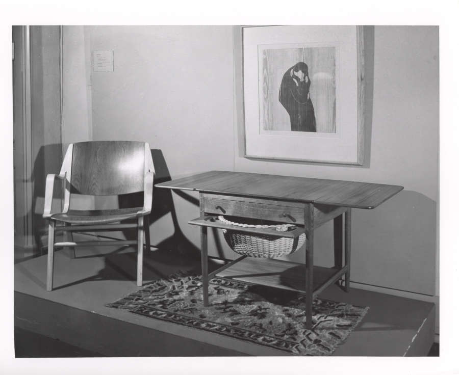 view exhibition image