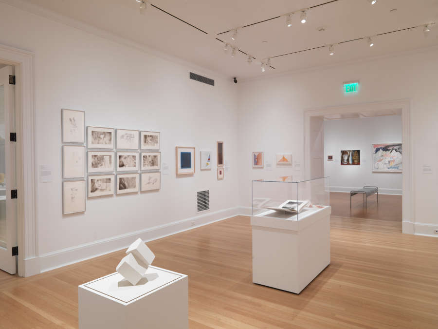 view exhibition image