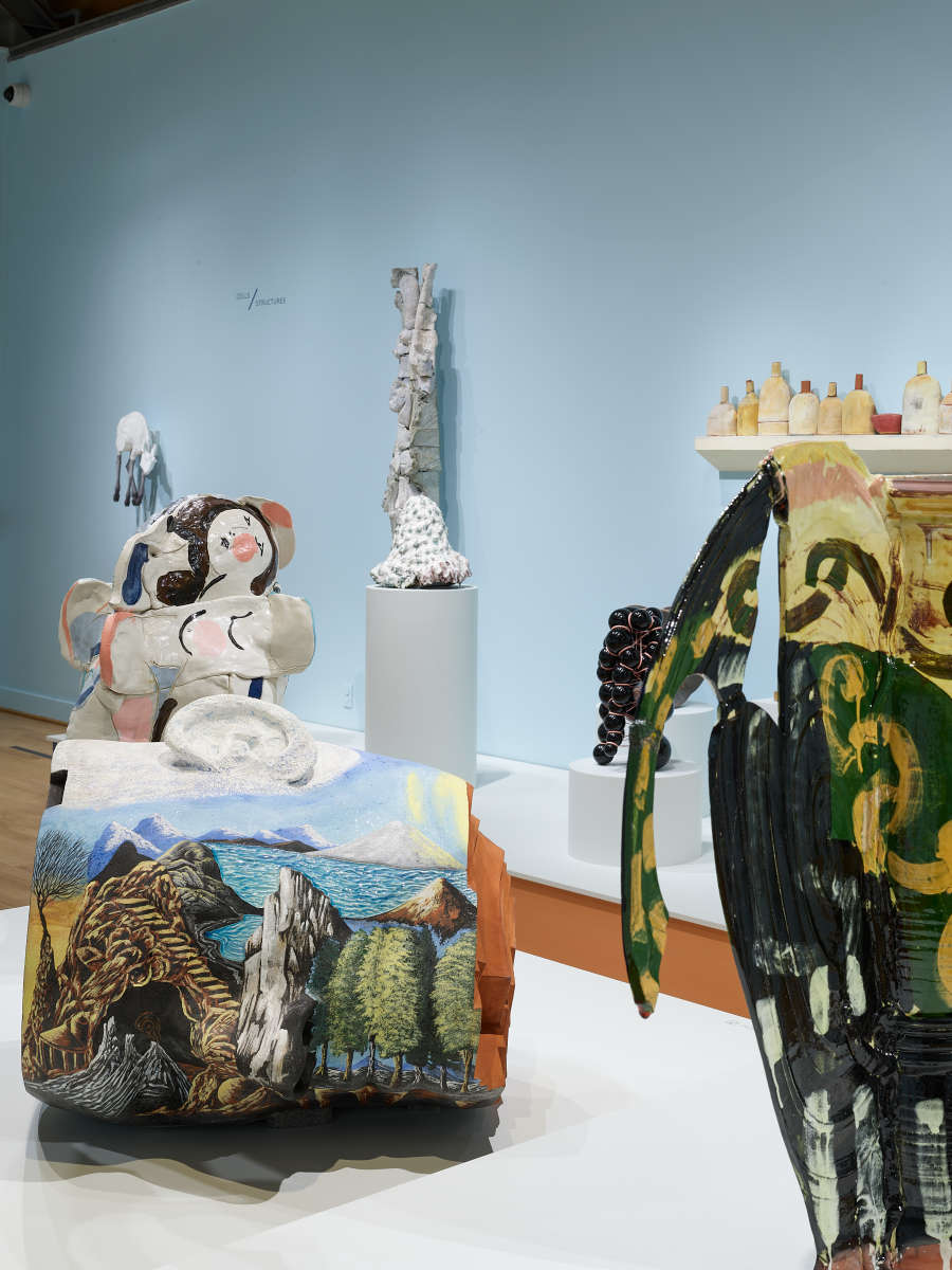 view exhibition image