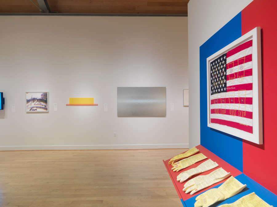 view exhibition image