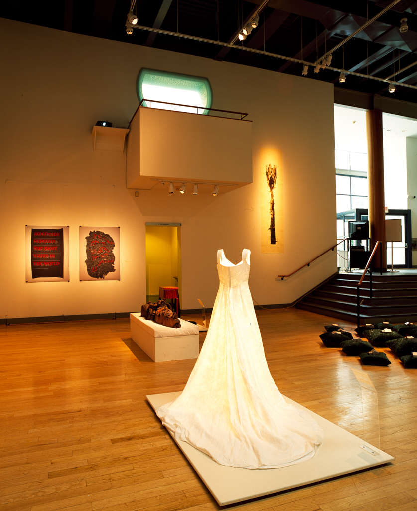 view exhibition image