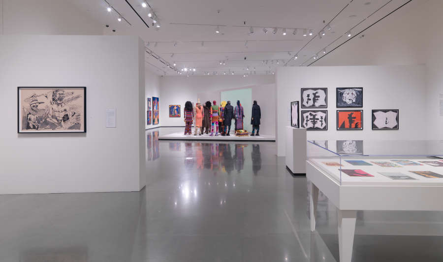 view exhibition image