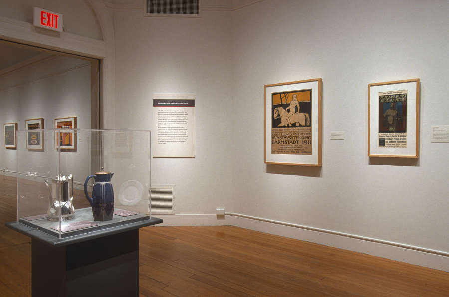 view exhibition image