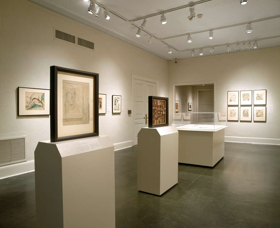 view exhibition image