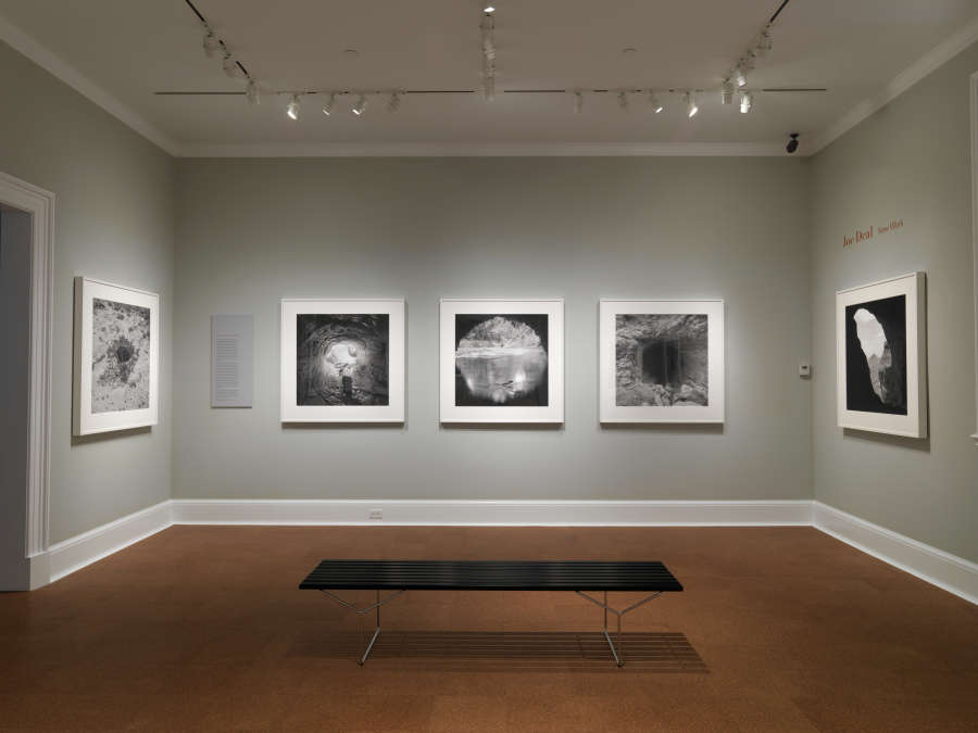 view exhibition image