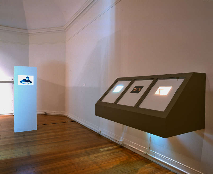 view exhibition image